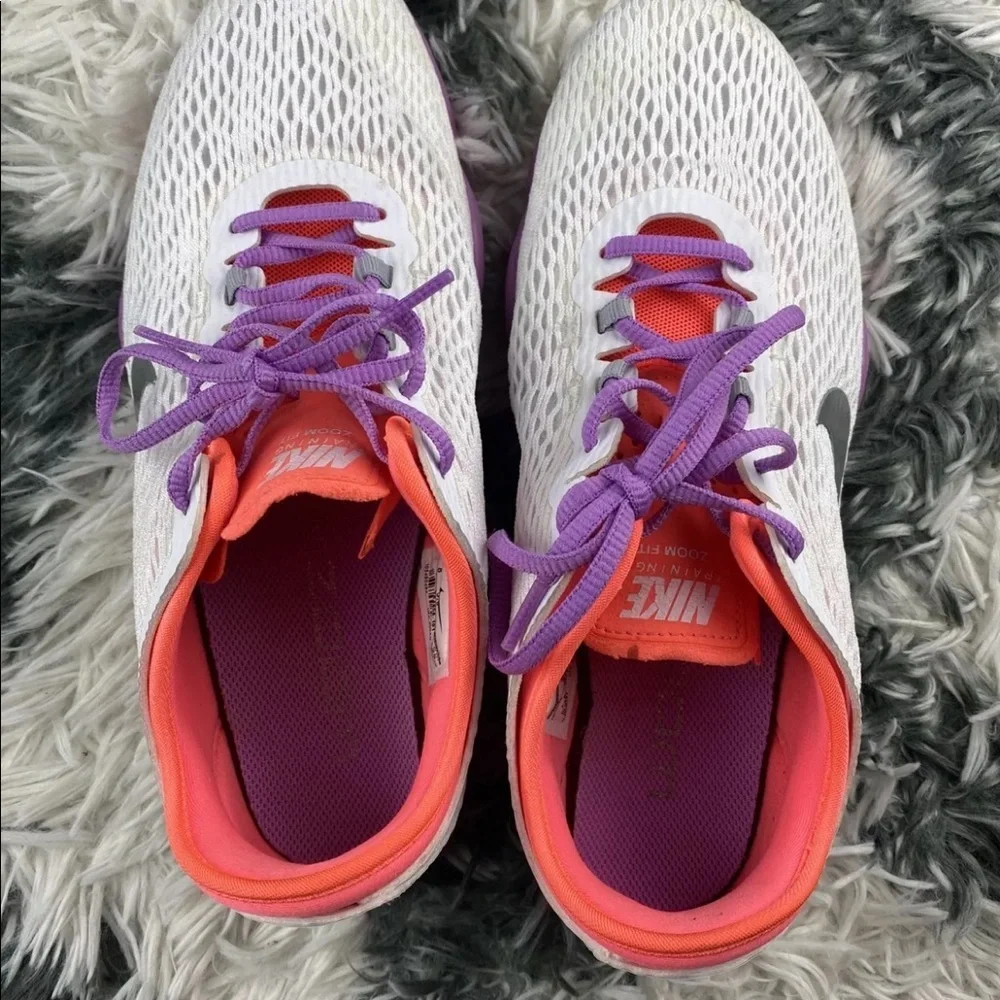 Nike Women's Zoom Fit Training Running Shoes Size 8 704658-101 White Purple Pink